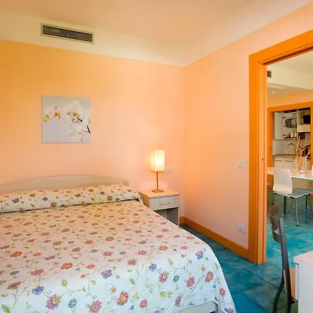 Esperidi 4* Сант'Анджелло